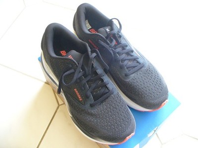 Brooks Running Men Adrenaline GTS 24 Gr 44 Medium NEU OVP