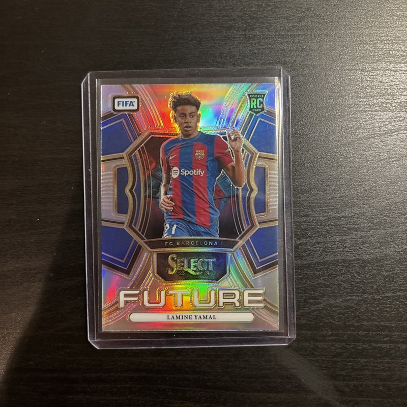 2023-24 Panini Select FIFA Lamine Yamal #22 Future Silver Prizm Rookie RC