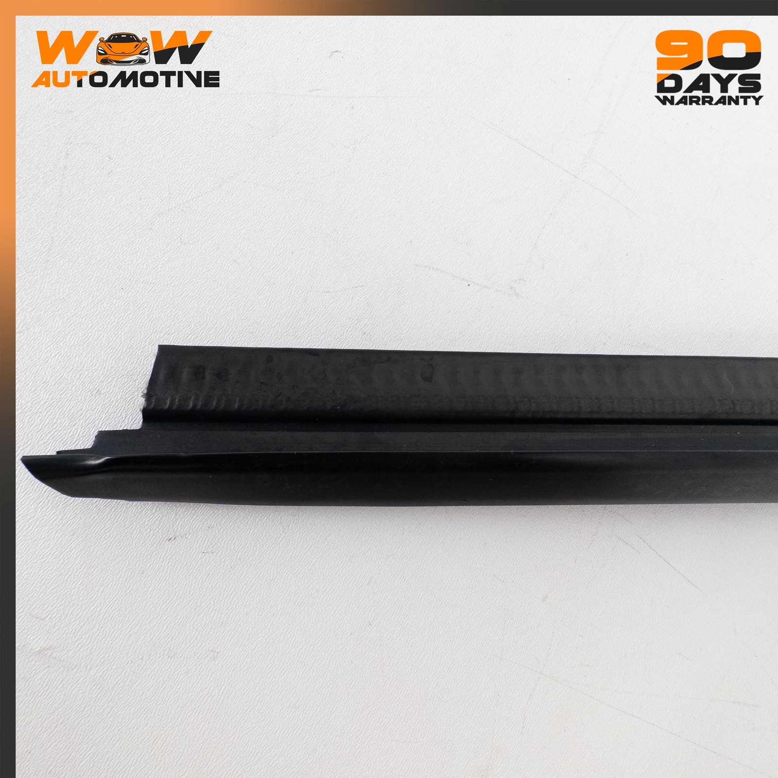 05-13 CHEVROLET CORVETTE C6 FRONT LEFT DOOR BELT MOULDING WEATHER STRIPPING OEM