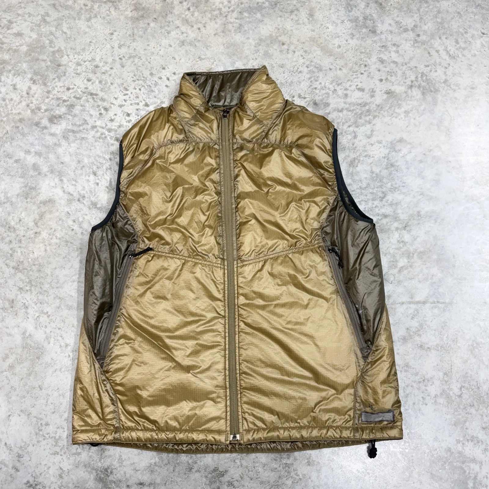 REI Vest Mens Large Green Nylon Puffer Full Zip Lightweight Insulated Outdoor