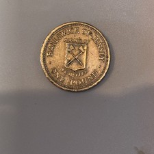 JERSEY 1983 POUND, PARISH OF St. HELIER ARMS km# 59 yes we do combine postage