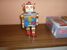 B11 Gear Robot Gold Metal House, Horikawa, Japan, Neuzustand