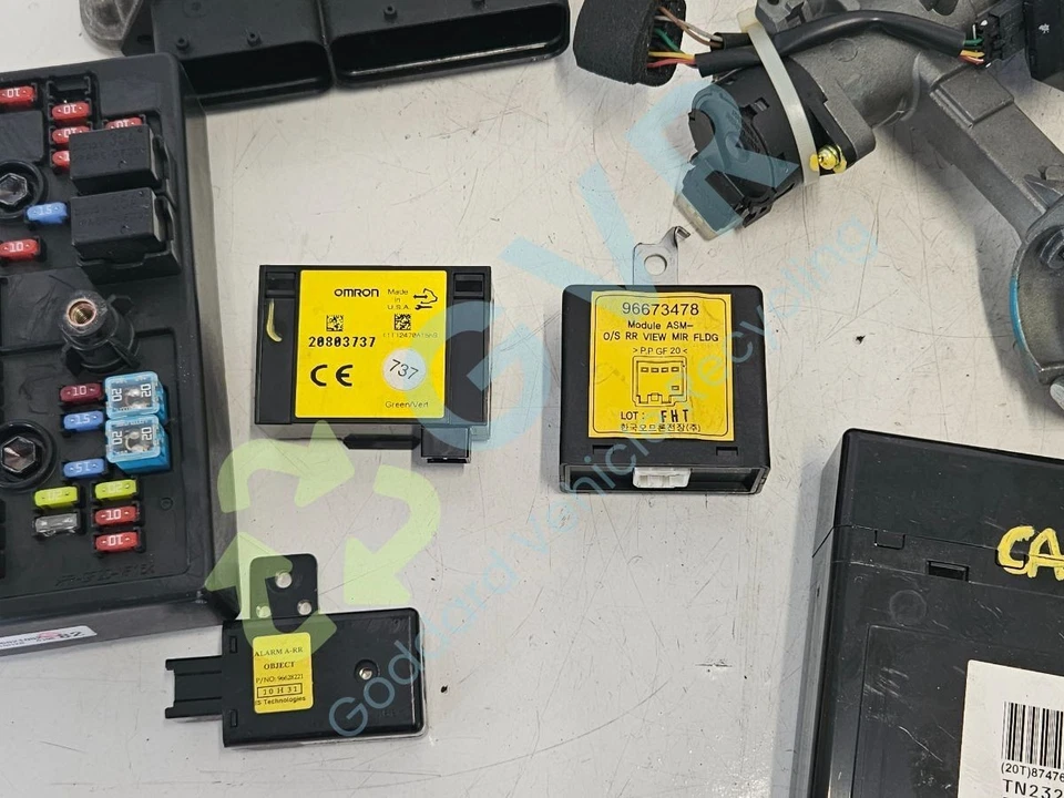 Kit centralina motore CHEVROLET Captiva C100 25181343 - Immagine 2 di 4