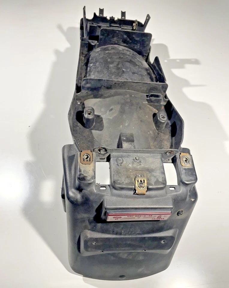 TRIUMPH TT 600 TT600 2000 - 2003 REAR MUDGUARD MUD GUARD UNDERTRAY OEM 2301180 - Image 4 of 4