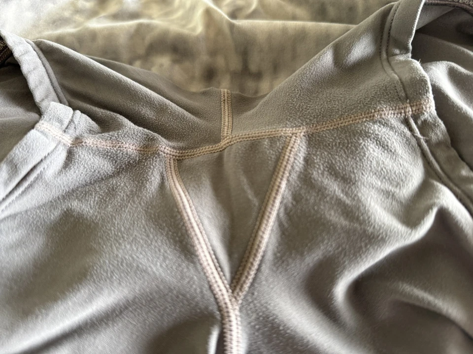 Falda/Falda Lululemon Speed Snowy Owl Gris Talla 8 Usada en Excelente Condición/Muy Rara Foto 4 de 4