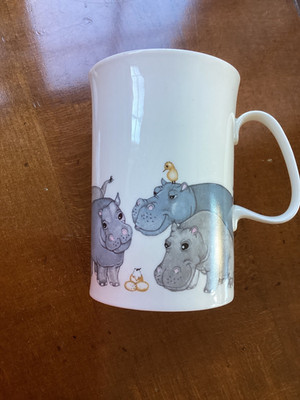 Dunoon Cherry Denman Hippos Becher Fine Bone China 