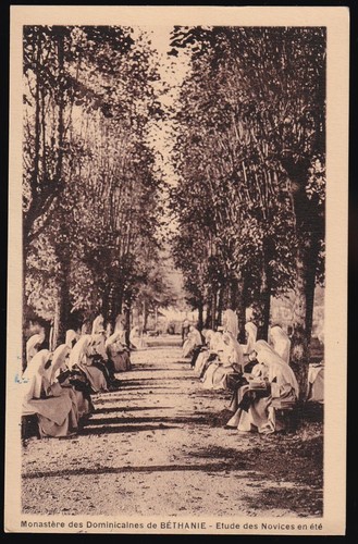 BÉTHANIE 25 Monastère de Dominicaines Étude des Novices CPA Édit. LARDIER ~1930
