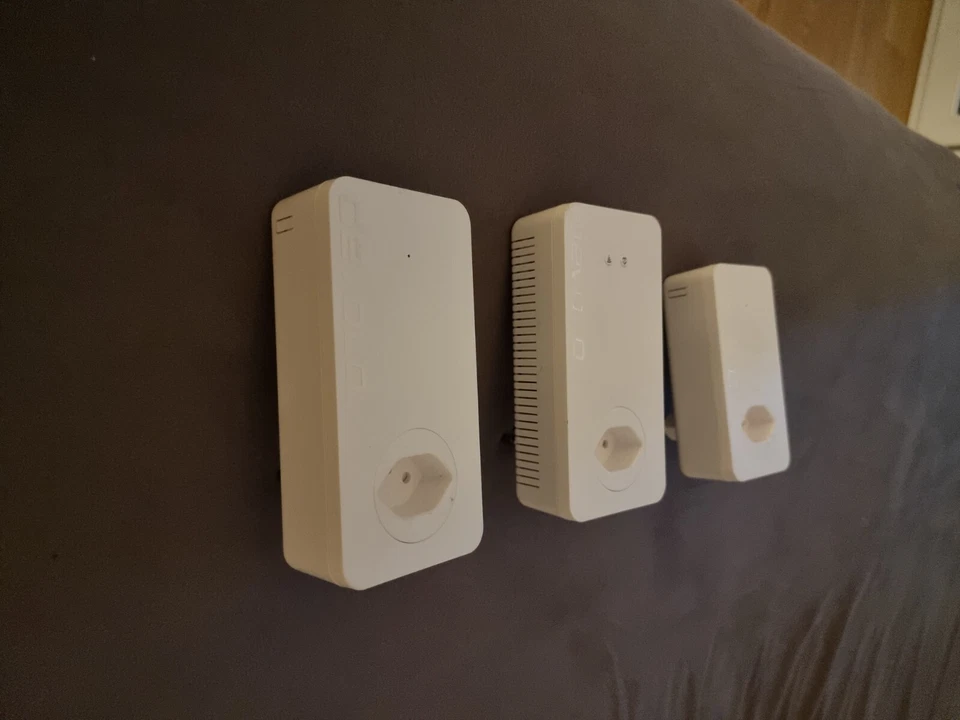 devolo dlan 1200+ wifi ac starter kit & dlan 1200 tripple+ - Bild 2 von 4