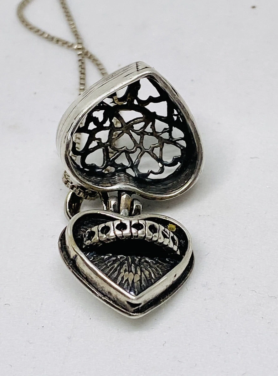 Locket with ring inside clearance