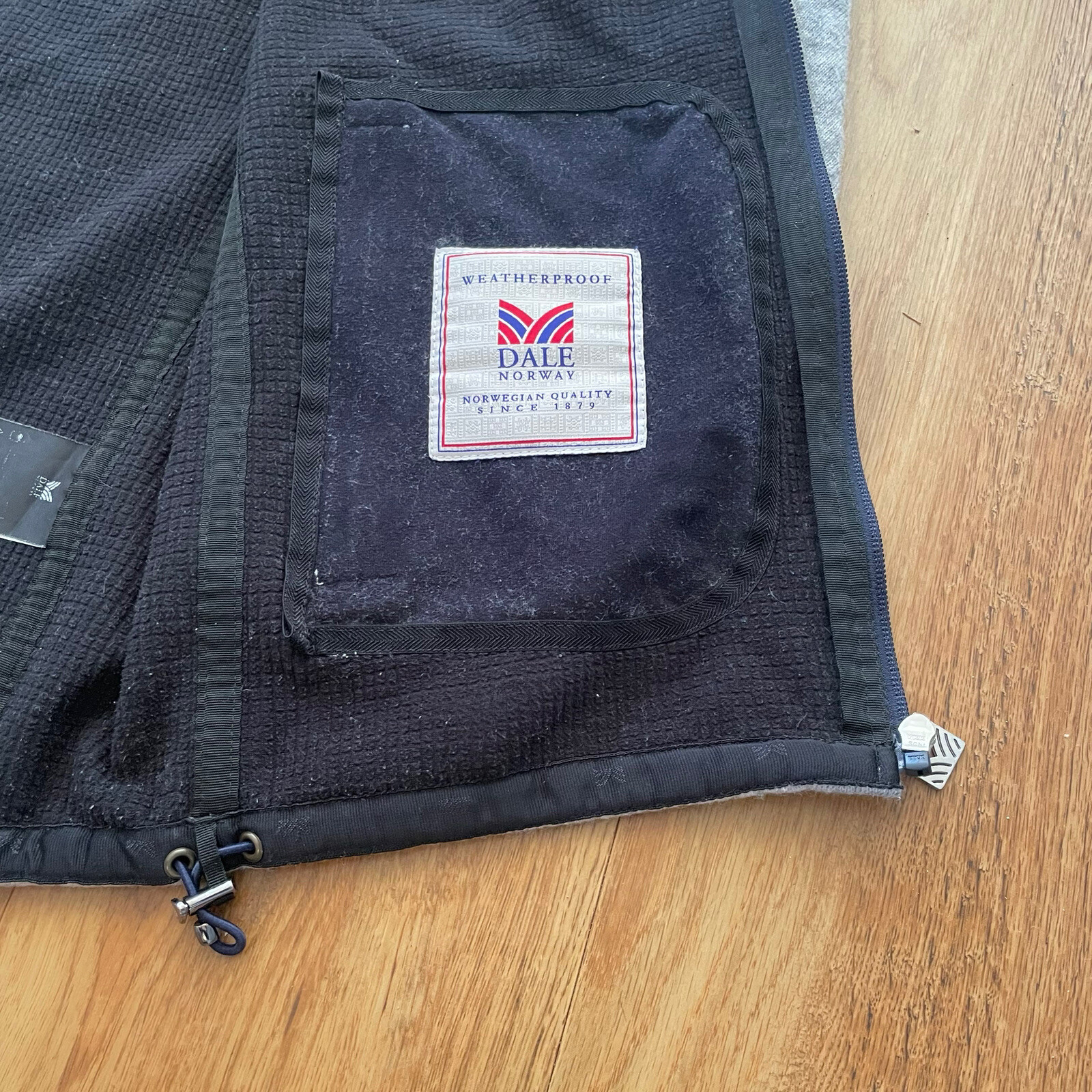 Dale Of Norway Wool Blend Weatherproof Windstopper Water Repellent