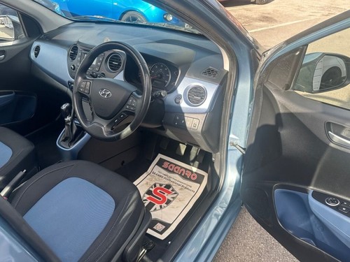 2016 Hyundai i10 1.2 Premium SE Hatchback 5dr Petrol Manual Euro 5 (87 ps) Hatch - Picture 18 of 24