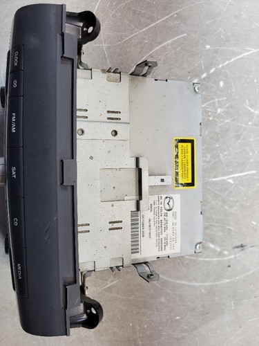 2009 MAZDA 3 RADIO RECEIVER AM FM CD PLAYER BAR4-66-AR0 - Picture 8 of 20