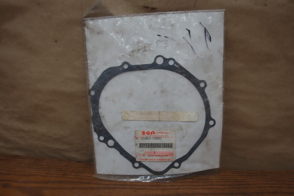 パーツ Mor this SUZUKI GSX-R600/750/1000 MAGNETO STATOR GASKET 11483-18G00 NEW