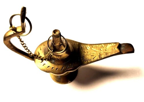 Aladdin Brass Ornate Genie Lamp Vtg Burning Incense Holder 3” Tall - Picture 3 of 5