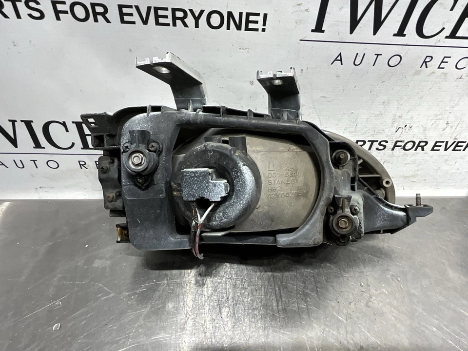 1992-95 Honda Civic OEM Faróis Stanley PAR Esquerda Direita com Canto de Aftermarket - Imagem 4 de 4