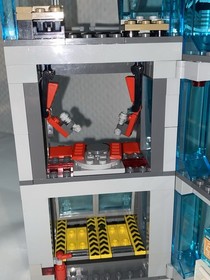 LEGO Marvel Super Heroes Avengers Tower Raid 76038