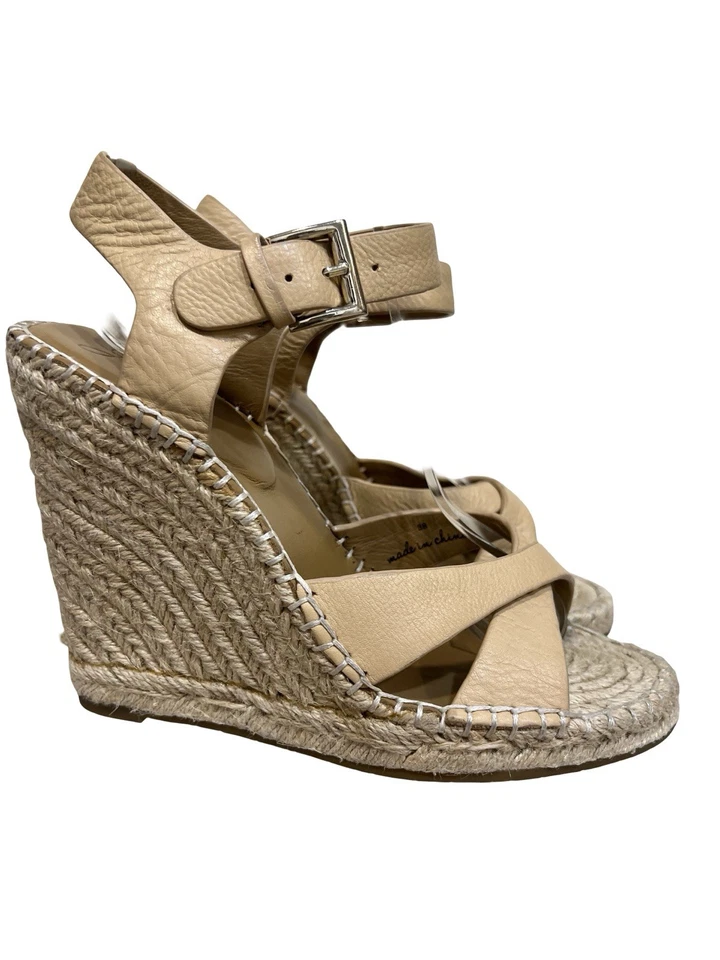 Joie Wedges 38 обнаженная - Изображение 3 из 4