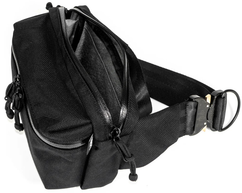 DEFY The Parker Pack Ballistic Nylon Sling Bag AustriAlpin Cobra Buckle - NWT
