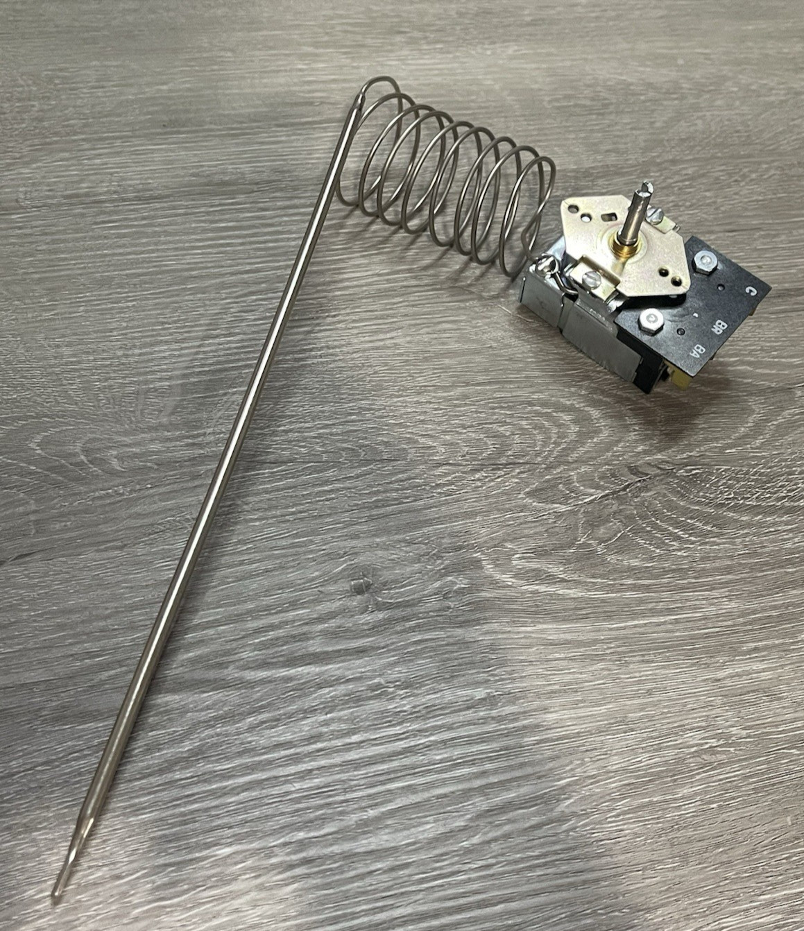 Robertshaw KKTB-18-48 Range Oven Thermostat 5A 120VAC MT 599°F