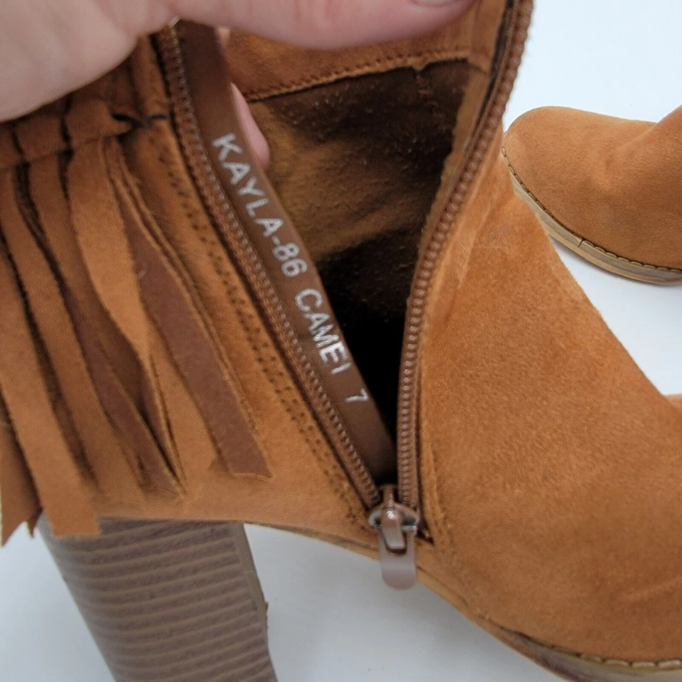 Botas al tobillo veganas de gamuza con flecos talla 7 tacón ancho Western Grunge Y2K para mujer  Foto 4 de 4