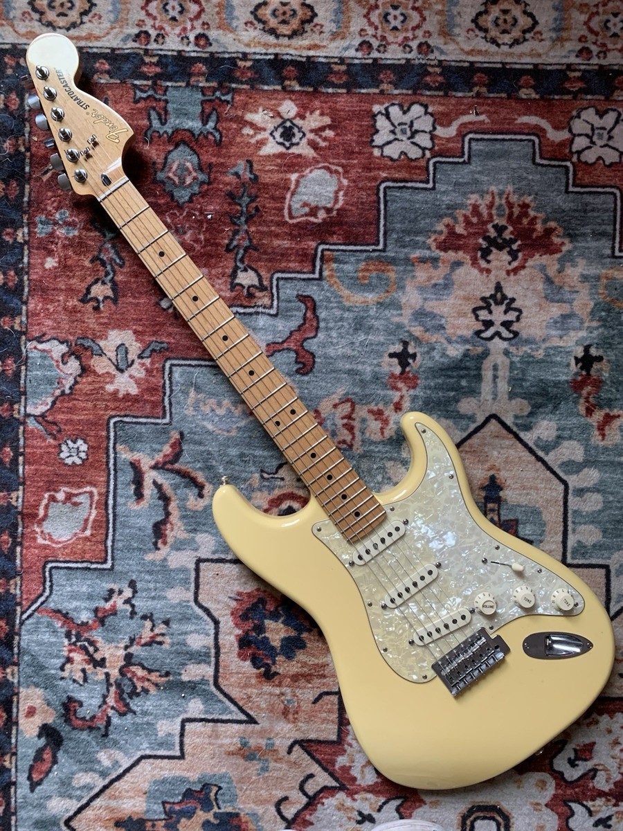 Fender Deluxe Roadhouse Strat 6 String | eBay
