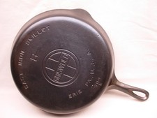 VINTAGE GRISWOLD # 8 LARGE BLOCK LOGO FULLY MARKED 704 K CAST IRON SKILLET