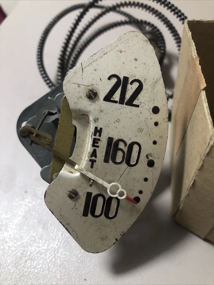 1938 DODGE WATER TEMPERATURE GAUGE COMPLETE NOS - Image 2 of 4