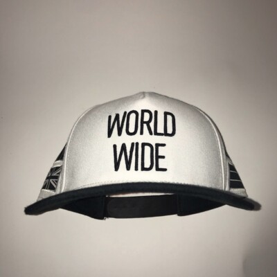 Cayler Sons Black cap Mütze Kappe Label One World Weiß Snapback Neu Verstellbar
