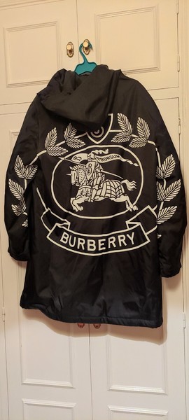 Burberry coat black size L