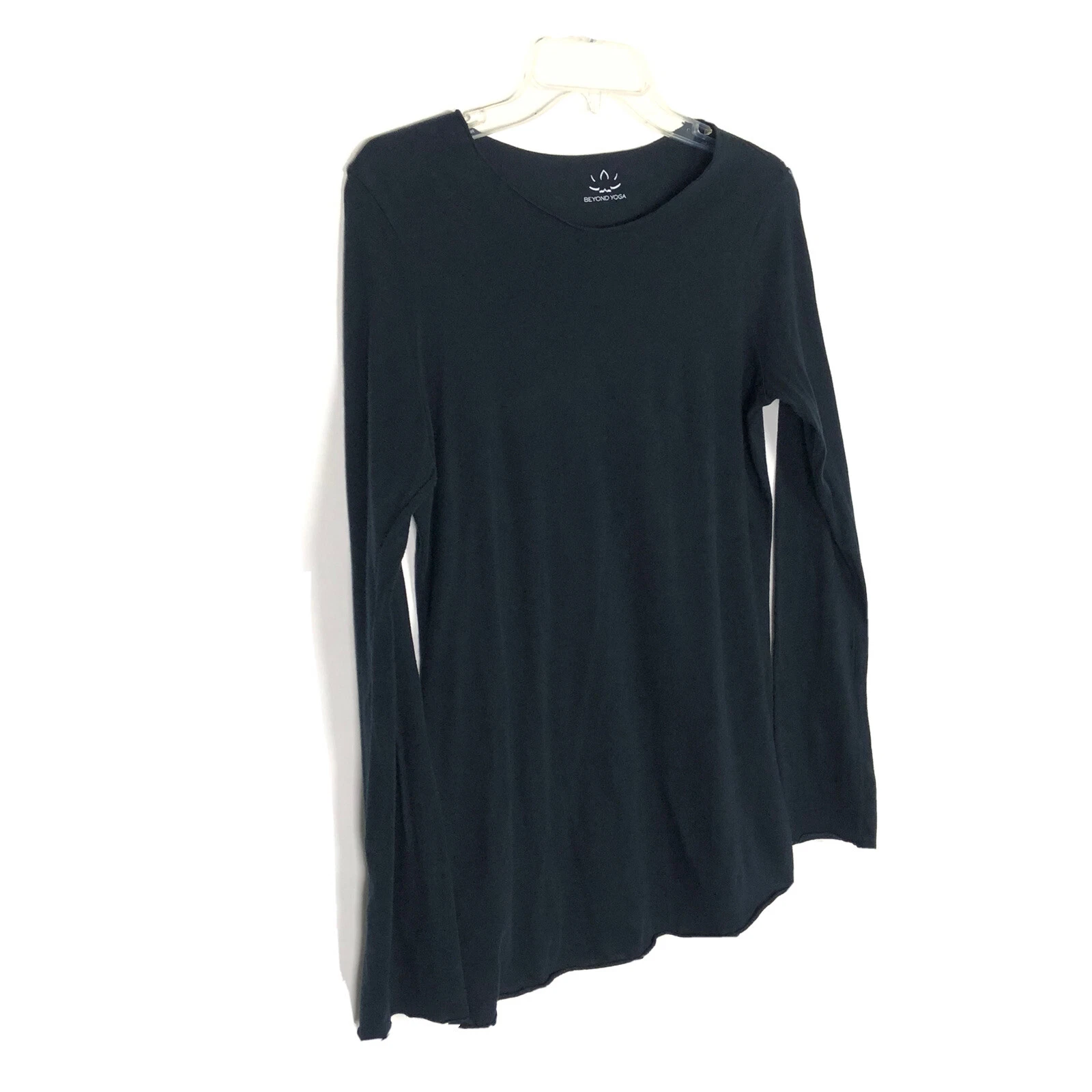 beyond-yoga featherweight long sleeve crewneck shirt