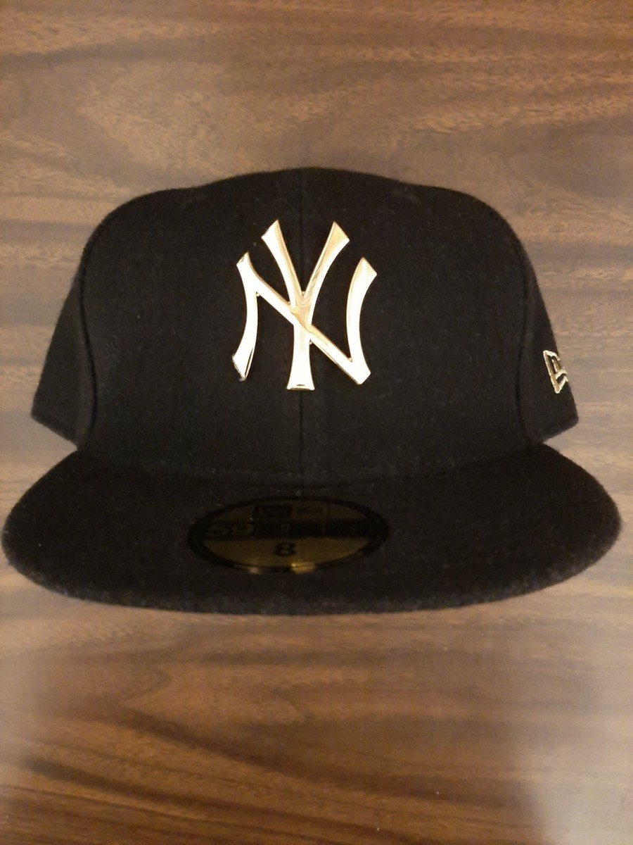 NY Yankees New Era Fitted Hat Size 8 Cap Gold Metal Badge 59Fifty