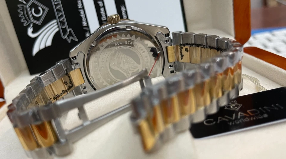 LEONARDO CAVADINI Herrenuhr massiv Edelstahl bi-color Zifferblatt blau CV-331JDD - Bild 4 von 4