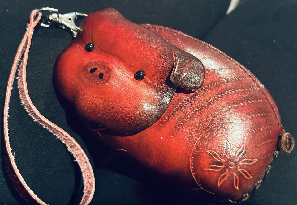 NUEVO Monedero Lechón Cuero Genuino Hecho a Mano con Increíbles Detalles Intrincados Boho Foto 3 de 4