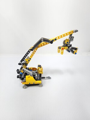 Lego Technic 8047 Excavator for Parts/Pieces Incomplete
