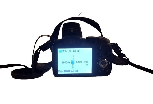 Fujifilm Finepix S1800 Digital 12 Megapixel Black Camera-TESTED