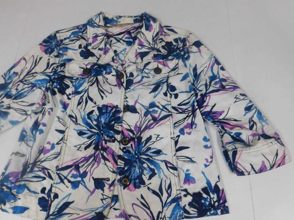Chaqueta para mujer Tanjay 6P floral cuello abotonado Foto 2 de 4