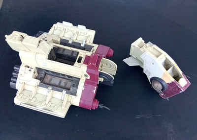Star Wars Clone Wars Republic Attack Shuttle (2010, Hasbro) --For