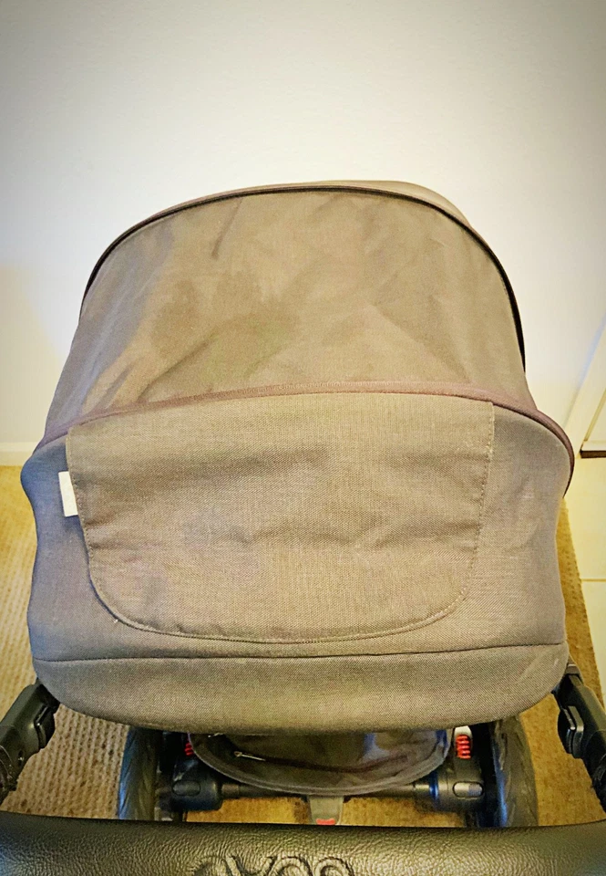 Nuna Mixx Stroller and Seat Caviar & Black - Image 4 of 4