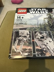 Star Wars Ultimate Collector&rsquo;s AT-ST Used 1068 Pieces Includes Box And Manual