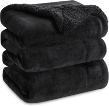 Bedsure Gentlesoft Sherpa Fleece Blanket Queen Size for Bed, Non-Heated, Thick a