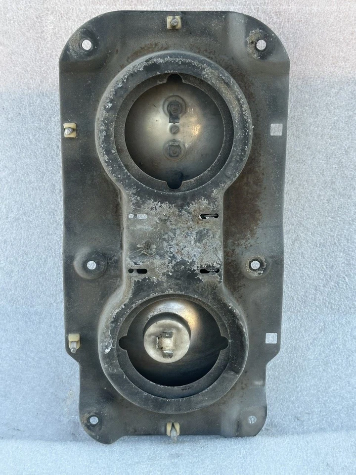 1979 HONDA ACCORD LEFT DRIVER SIDE HEADLIGHT HEADLAMP - Image 2 of 4