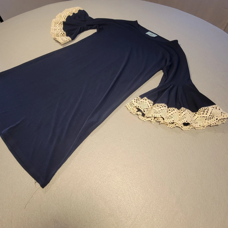 Judith March Dress Bell Sleeve Crochet Trim Shift Knit Women's Large Navy Cream - Image 4 of 4