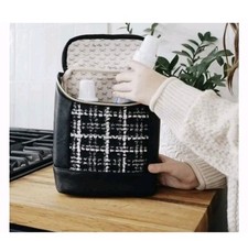 Itzy Ritzy Chill Like A Boss The Kelly Bottle Bag Black Used Great Condition Bag