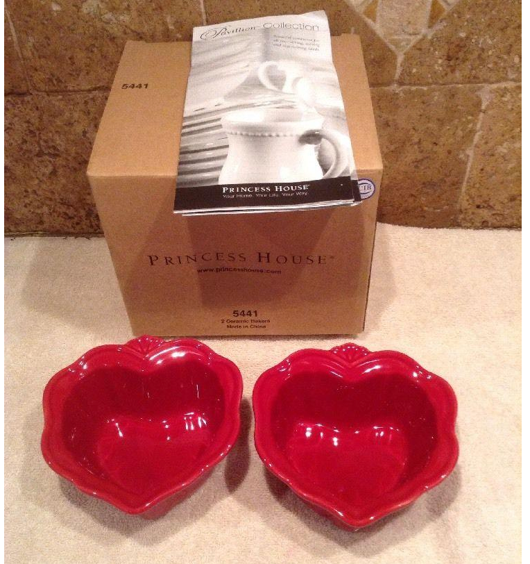 Princess House Pavillion Red Berry Hearth Shaped Mini Ceramic