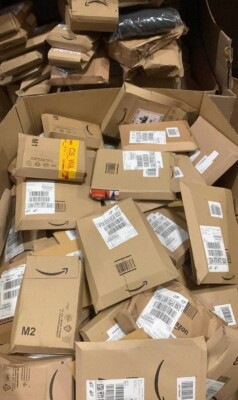 caja misteriosa caja sorpresa Amazon Returns Box . Cajas Amazon Devoluciones.