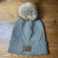 C.C Exclusives Womens Green Knit Pom Pom Knit Beanie Hat NWOT