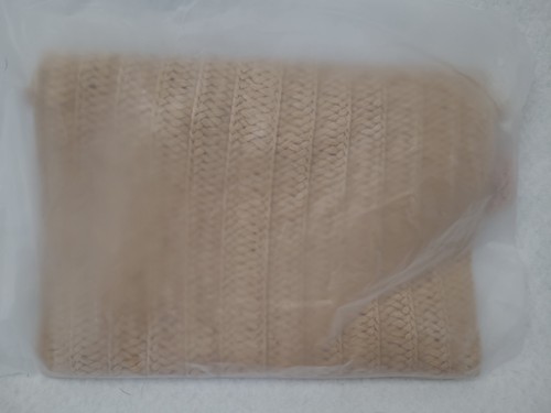 Straw hand Woven Shoulder Bag/Clutch 11x8.3in. New. - Picture 5 of 5
