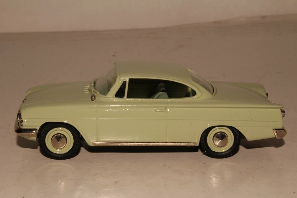 Ford Capri 1961 cupé modelos Lansdowne #24, en caja Foto 4 de 4