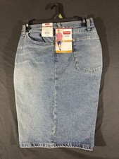 NEW Wrangler Men s Denim Faded Blue Jean Shorts Relaxed Fit Carpenter Size 42