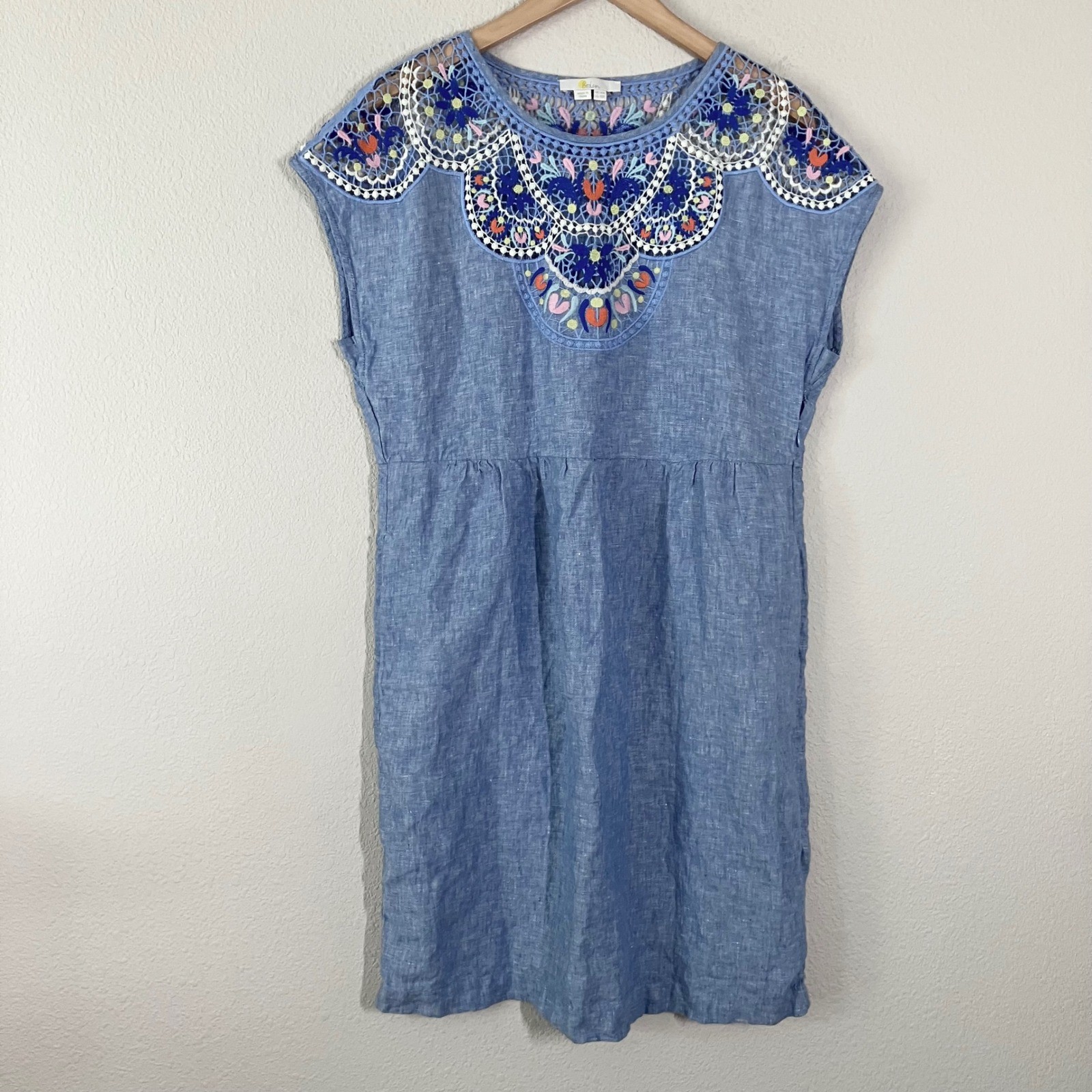 BODEN Linen Dress 10R Embroidered Crochet Lace Boho Shift Blue Summer Floral